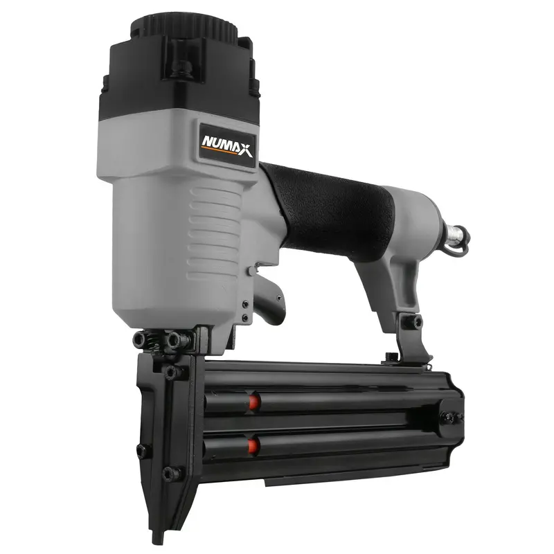 Freeman Pneumatic 18-Gauge Brad Nailer – 2" Drive Depth 1