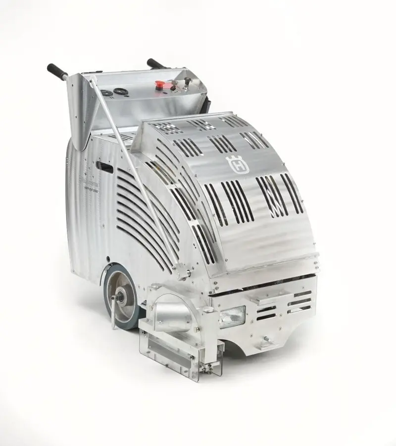 Husqvarna Soff-Cut 2500 Mid-Range Concrete Saw 1