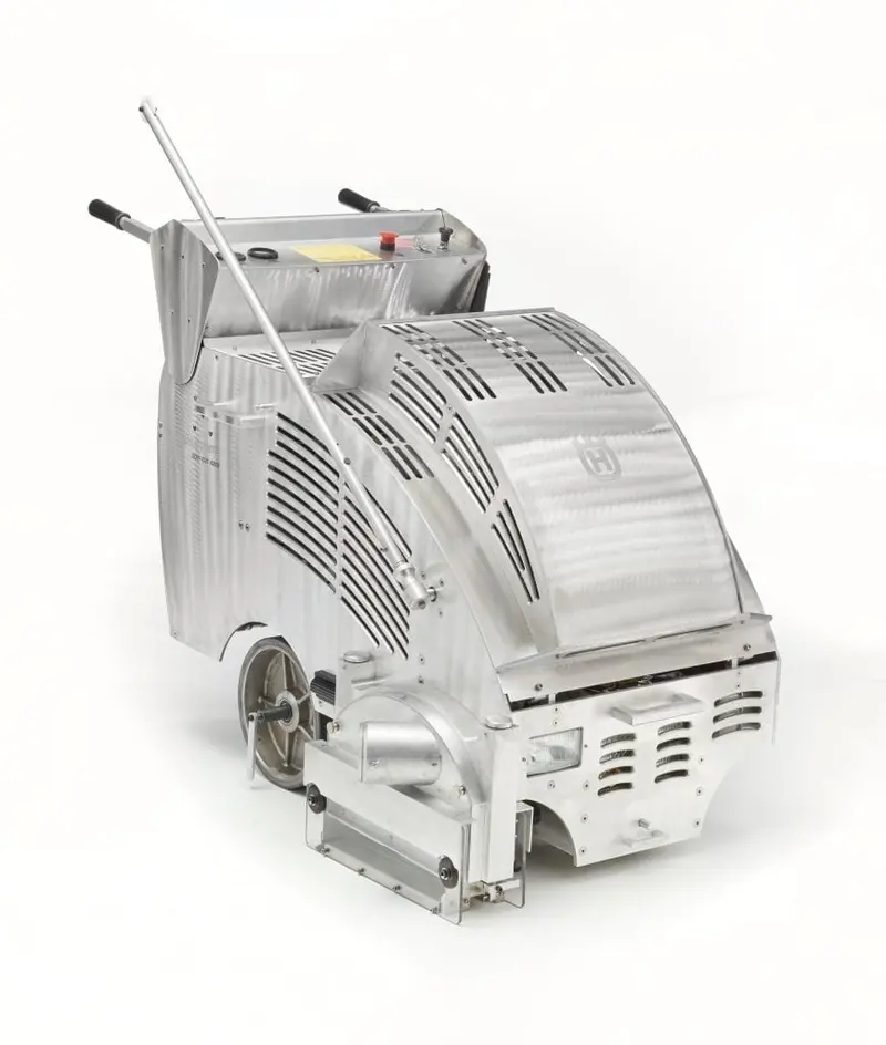 Husqvarna Soff-Cut 4200 High-Performance Concrete Saw 1